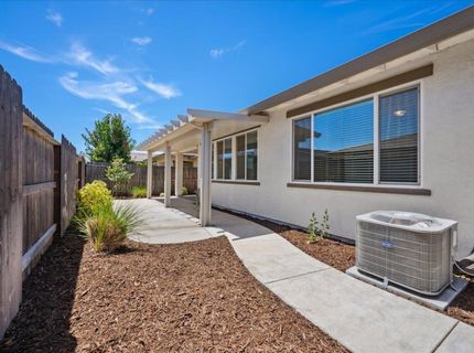 7040 Orbital Ln, Roseville, CA 95747 Photo