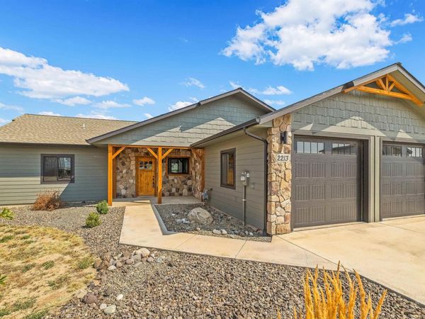 2213 Powers Drive, Lewiston, ID 83501
