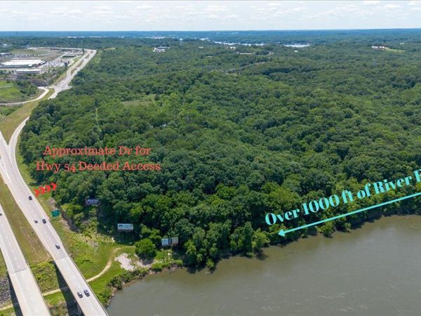 Xxx Campbell Acres , Lake Ozark, MO 65049