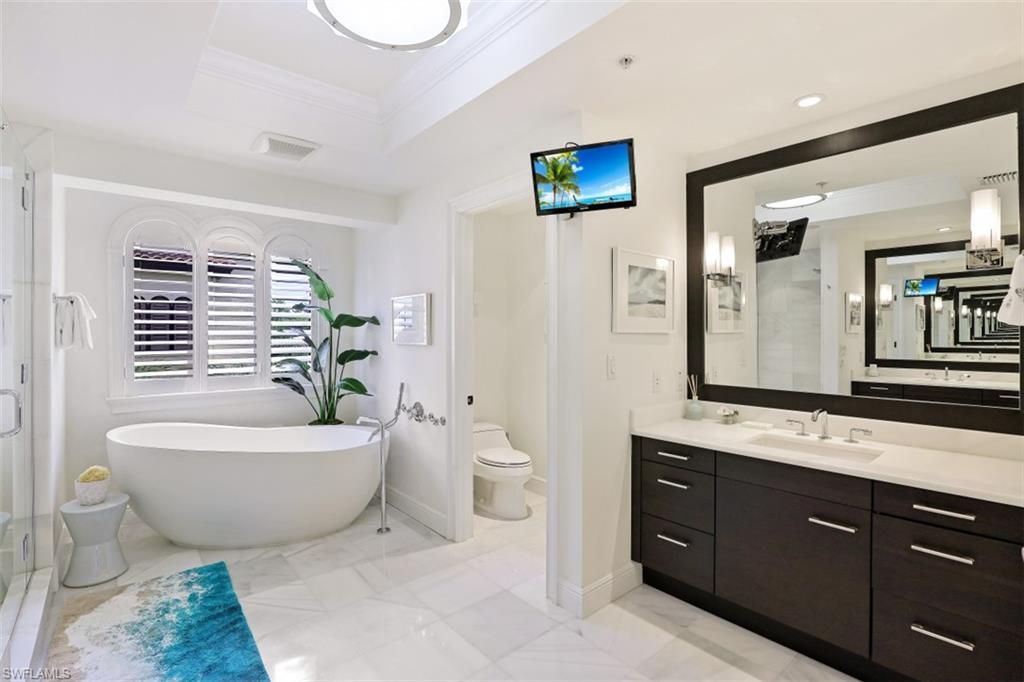 270 5th Ave S, Unit H-2, Naples, FL 34102 Photo