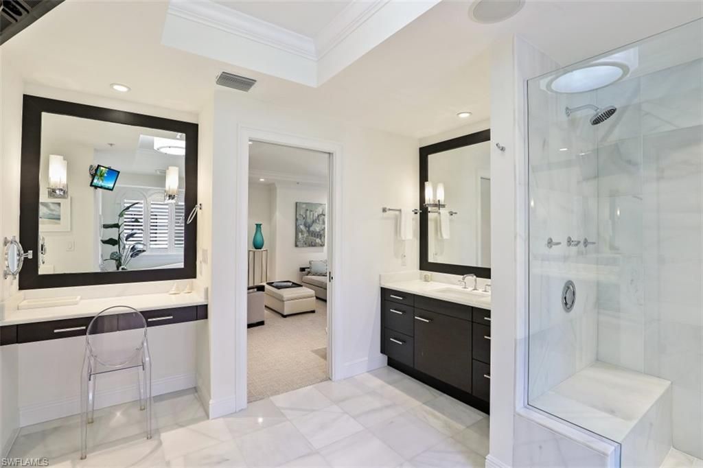 270 5th Ave S, Unit H-2, Naples, FL 34102 Photo