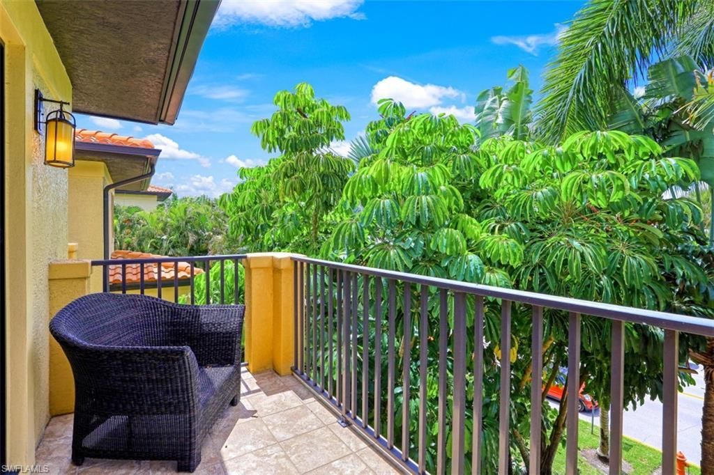 270 5th Ave S, Unit H-2, Naples, FL 34102 Photo