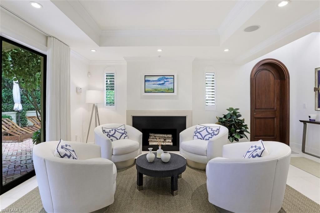 270 5th Ave S, Unit H-2, Naples, FL 34102 Photo