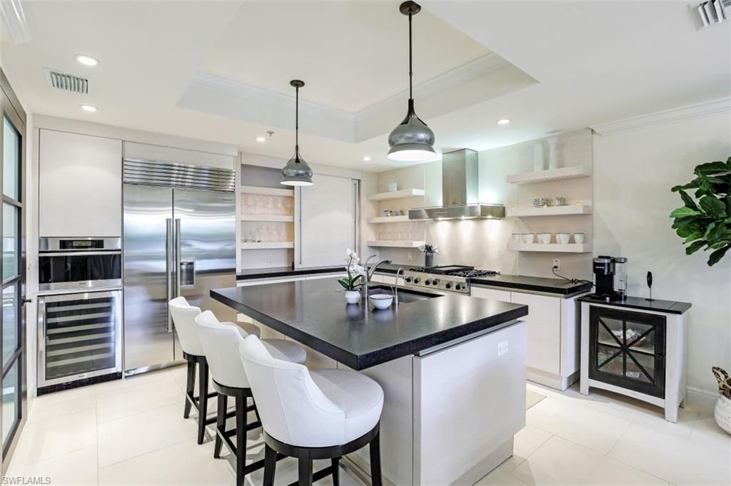270 5th Ave S, Unit H-2, Naples, FL 34102 Photo