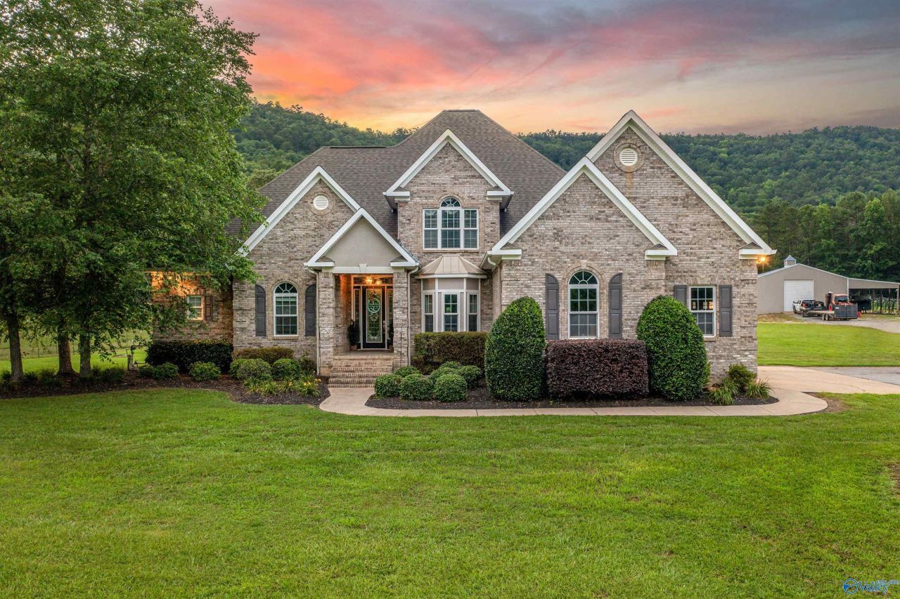 7805 Owls Hollow Road, Gadsden, AL 35901 Main Photo