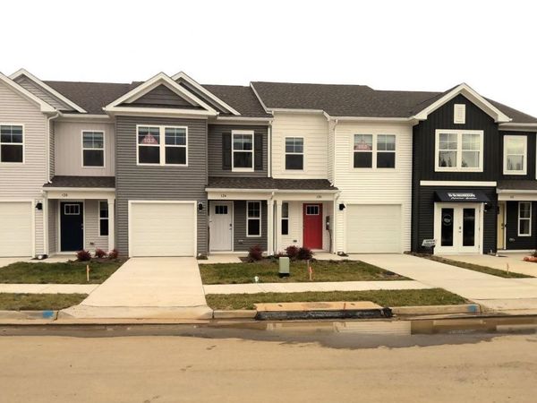 253 CAMDEN DR, WAYNESBORO, VA 22980