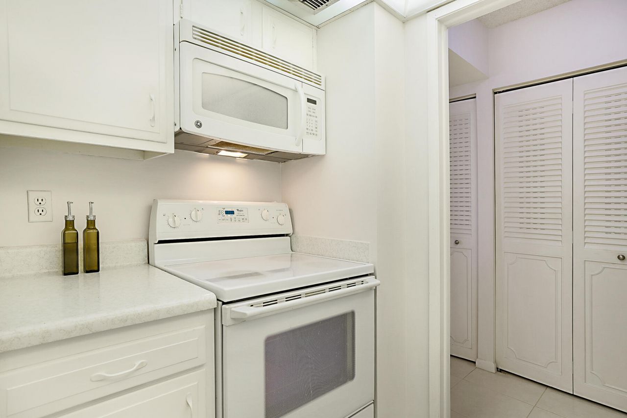 2121 N Ocean Boulevard, Unit 1506w, Boca Raton, FL 33431 Photo