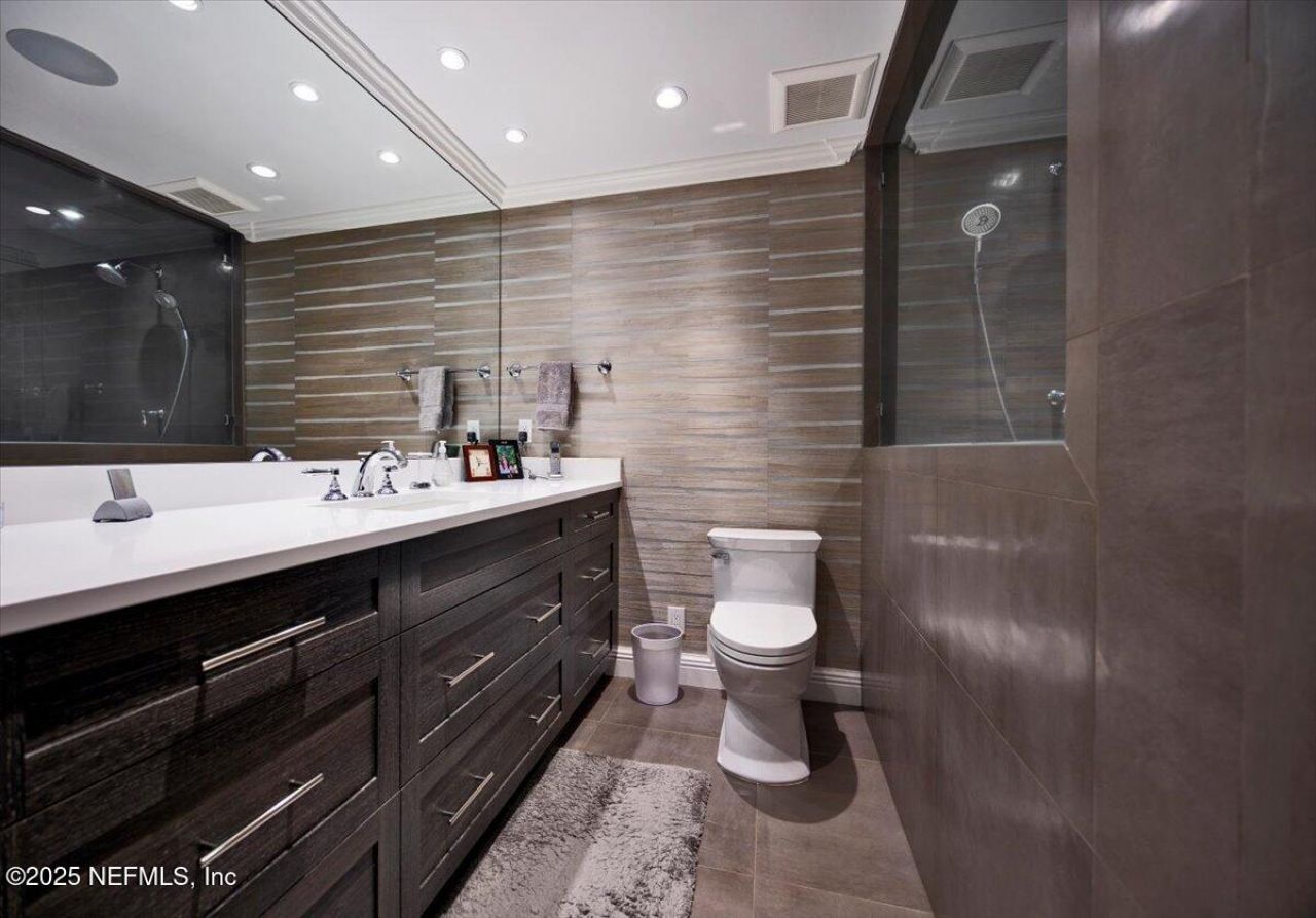 6750 Epping Forest Way N, Unit 112, Jacksonville, FL 32217 Photo