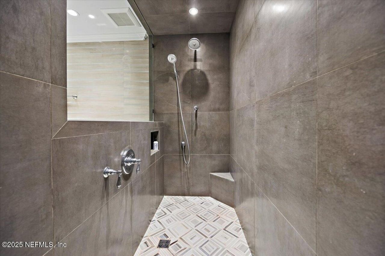 6750 Epping Forest Way N, Unit 112, Jacksonville, FL 32217 Photo