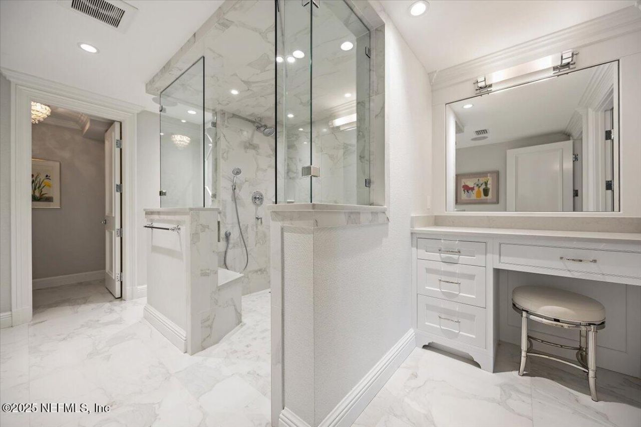 6750 Epping Forest Way N, Unit 112, Jacksonville, FL 32217 Photo