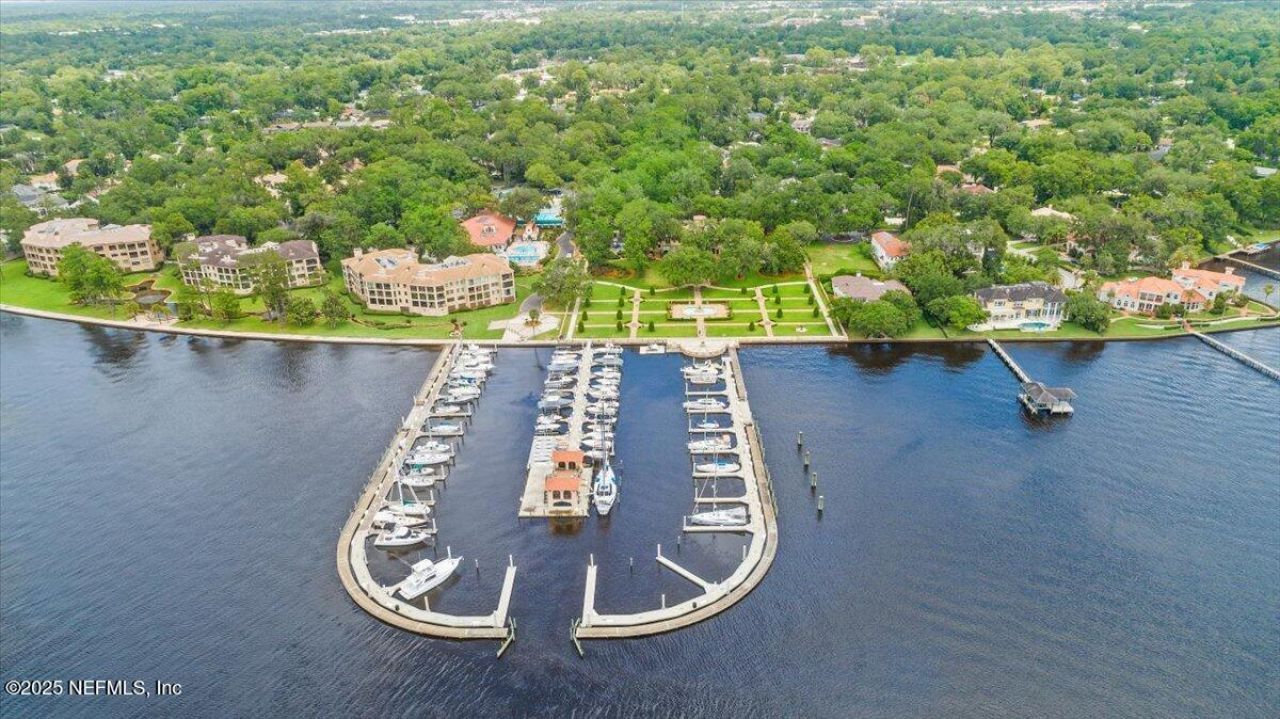 6750 Epping Forest Way N, Unit 112, Jacksonville, FL 32217 Photo