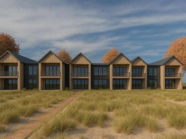 7 Lake Street, Frankfort, MI 49635