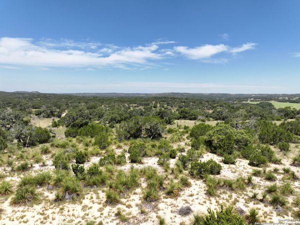 1448 Crabapple Rd, Blanco, TX 78606