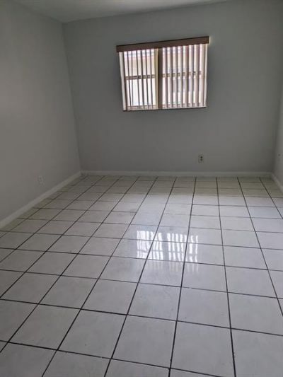 4000 NW Woodside Drive, Coral Springs, FL 33065 Photo