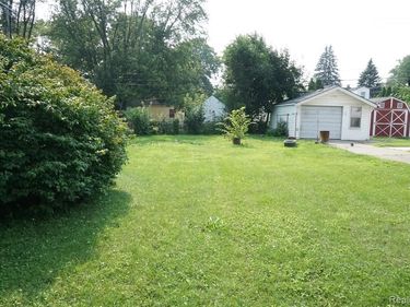 Vacant Leona Drive, Redford Twp, MI 48239