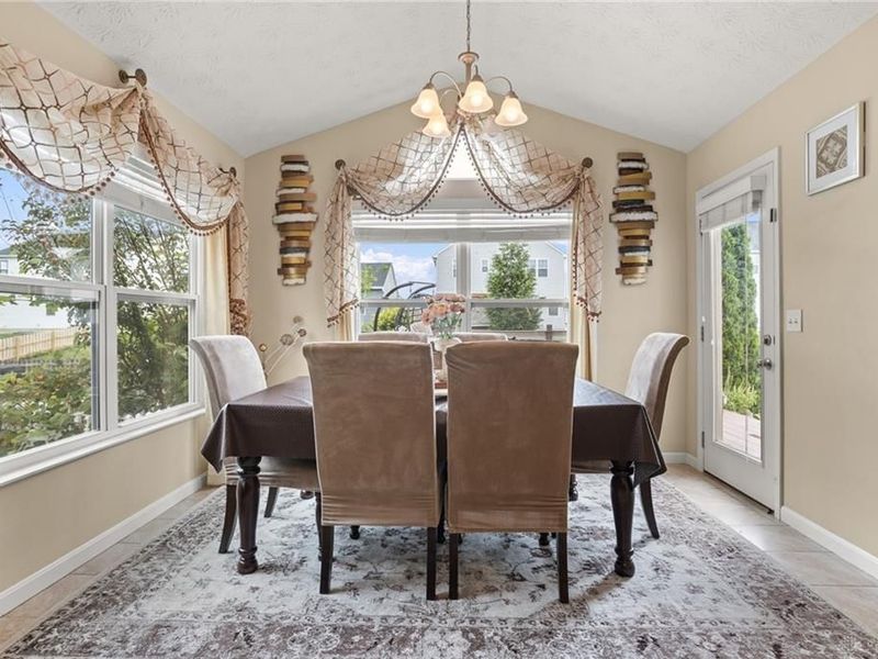 4146 Spicebush Drive, Tipp City, OH 45371 Photo 16