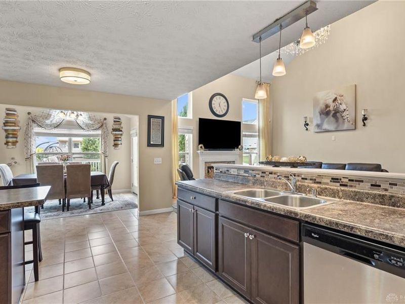 4146 Spicebush Drive, Tipp City, OH 45371 Photo 20