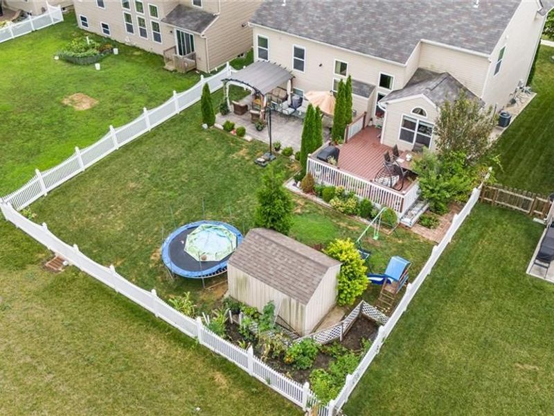 4146 Spicebush Drive, Tipp City, OH 45371 Photo 9