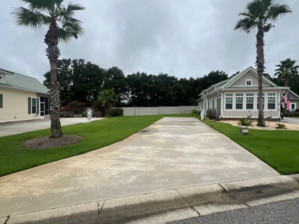 11907 Gateway Drive, Elberta, AL 36539