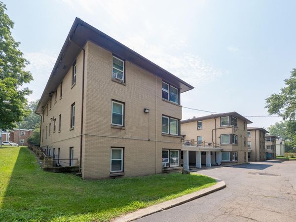 503 N Riverview Drive, Parchment, MI 49004