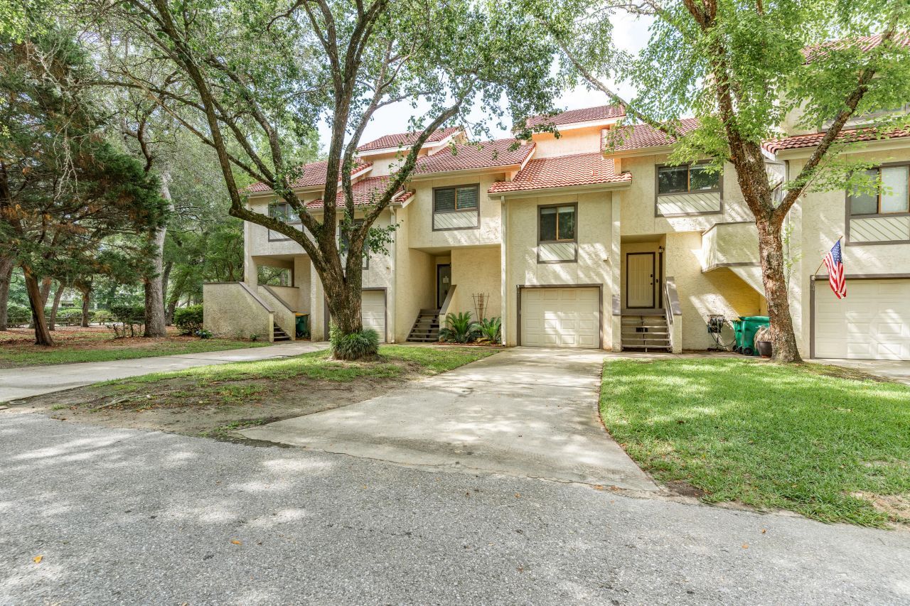 95 Marina Cove Drive, Niceville, FL 32578 Main Photo