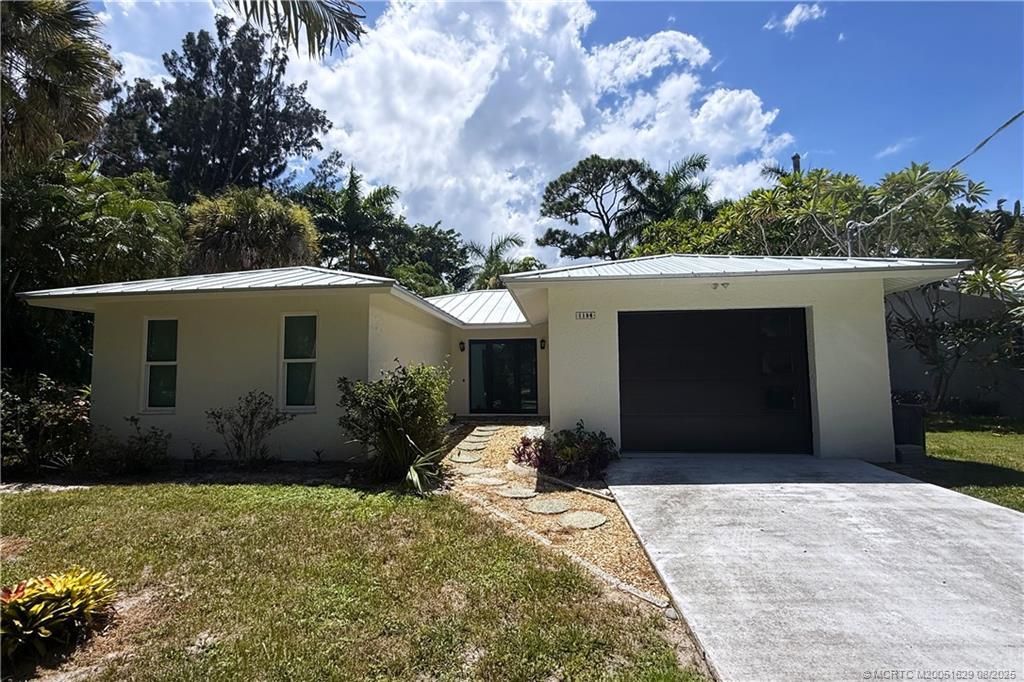 1196 SE Saint Lucie Boulevard, Stuart, FL 34996 Photo