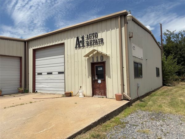 110 Douglas Street, Muskogee, OK 74401
