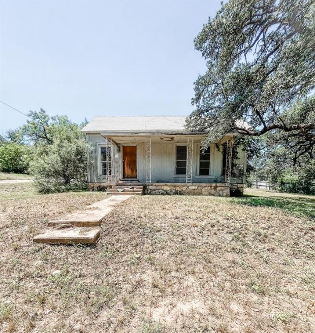 306 S Cypress Street, Brady, TX 76825 Main Photo