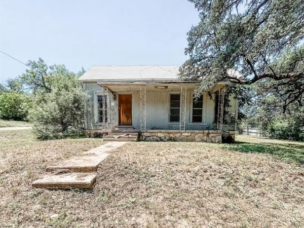306 S Cypress Street, Brady, TX 76825