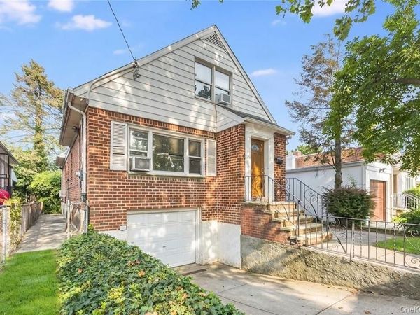 80-15 168th Street, Jamaica Estates, NY 11432