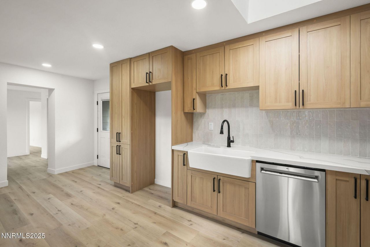 2920 W Moana Lane, Reno, NV 89509 Photo