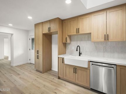 2920 W Moana Lane, Reno, NV 89509 Photo