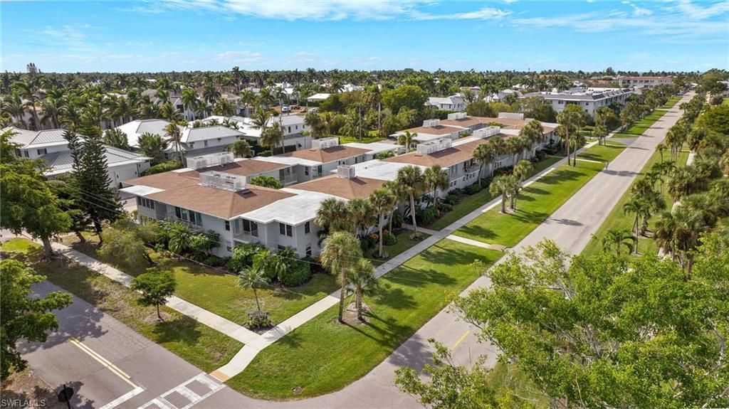 604 12th Ave S, Unit 604, Naples, FL 34102 Photo