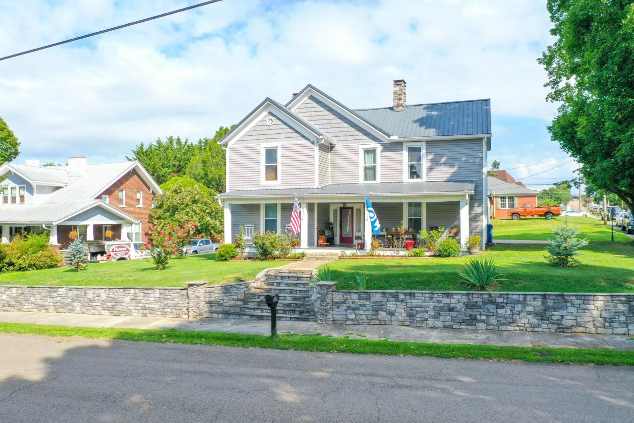 816 W 2nd North Street Morristown, TN 37814