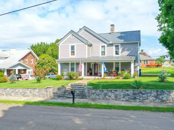 816 W 2nd North Street, Morristown, TN 37814