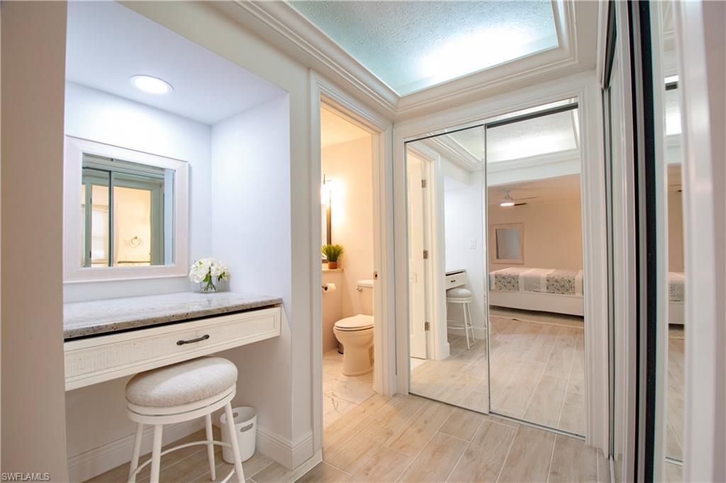 19 Pelican St E, Naples, FL 34113 Photo