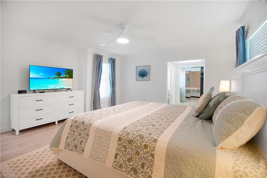 19 Pelican St E, Naples, FL 34113 Photo