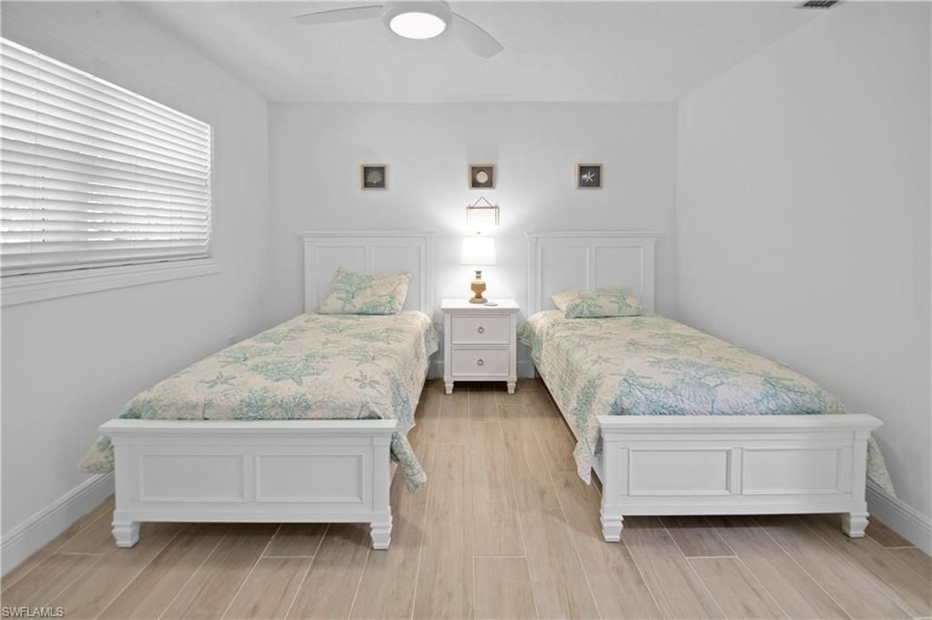 19 Pelican St E, Naples, FL 34113 Photo