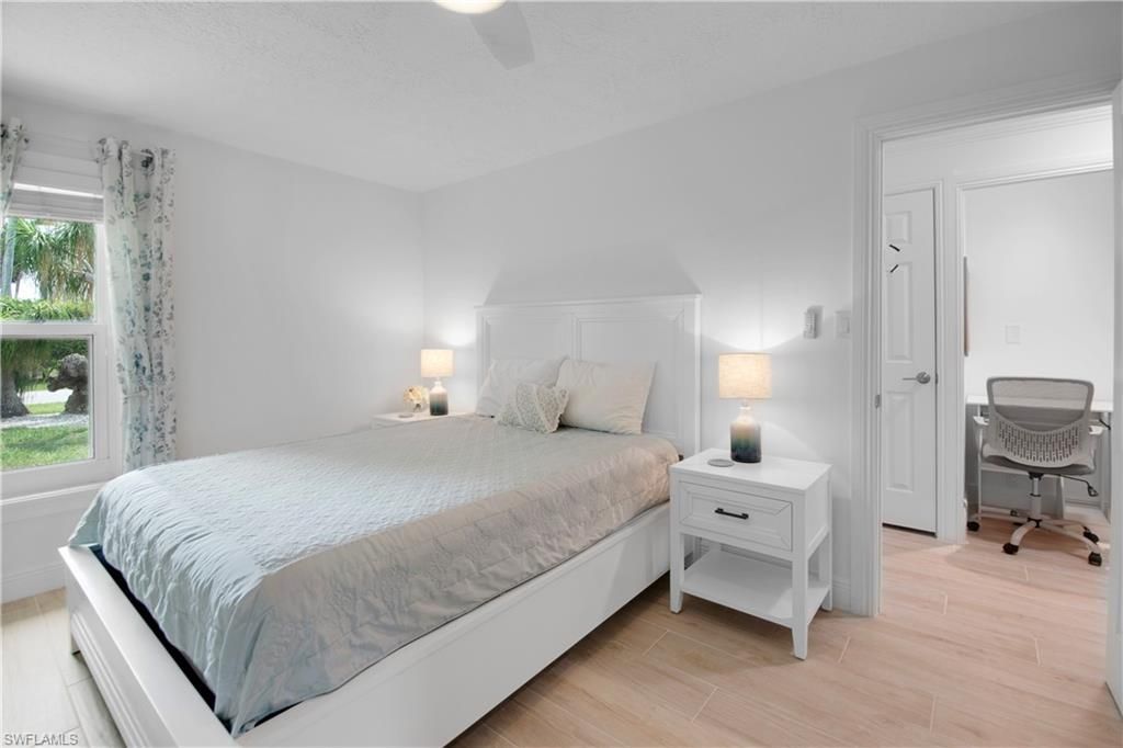 19 Pelican St E, Naples, FL 34113 Photo