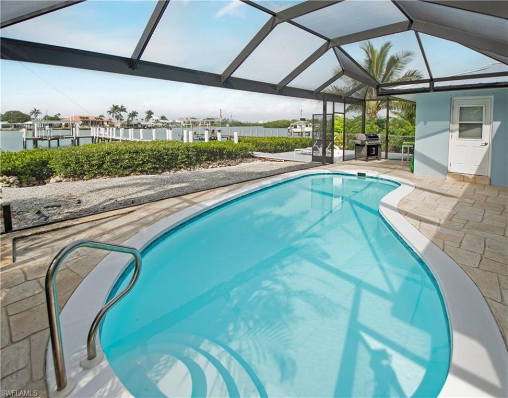 19 Pelican St E, Naples, FL 34113 Photo
