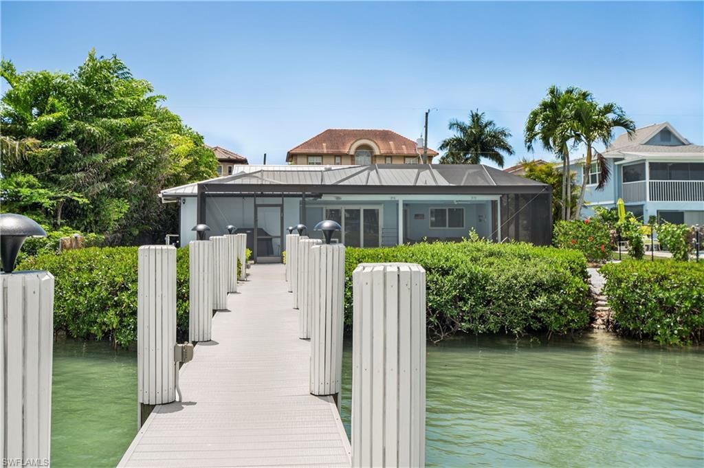 19 Pelican St E, Naples, FL 34113 Photo