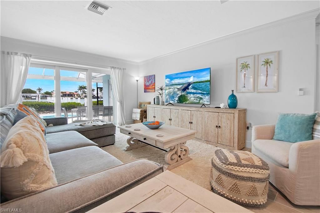 19 Pelican St E, Naples, FL 34113 Photo