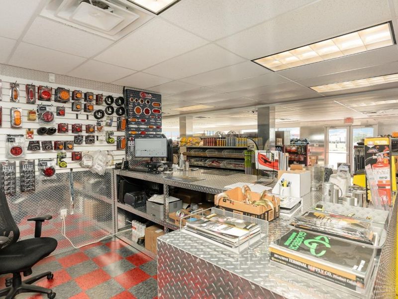 1340 US Rt 42, London, OH 43140 Photo 13