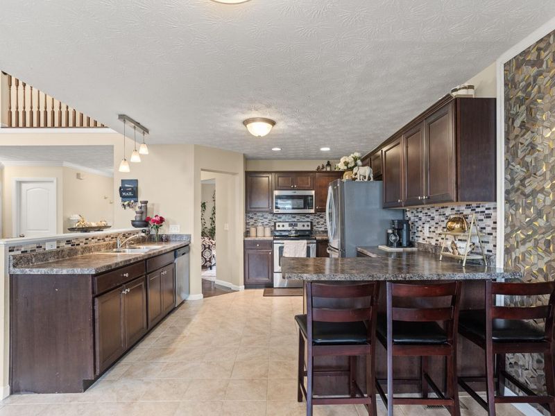 4146 Spicebush Drive, Tipp City, OH 45371 Photo 18