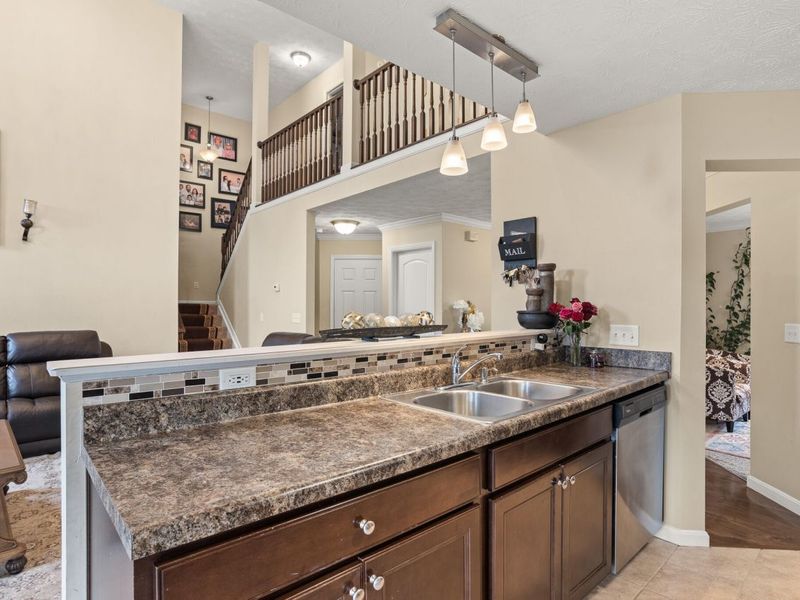 4146 Spicebush Drive, Tipp City, OH 45371 Photo 19