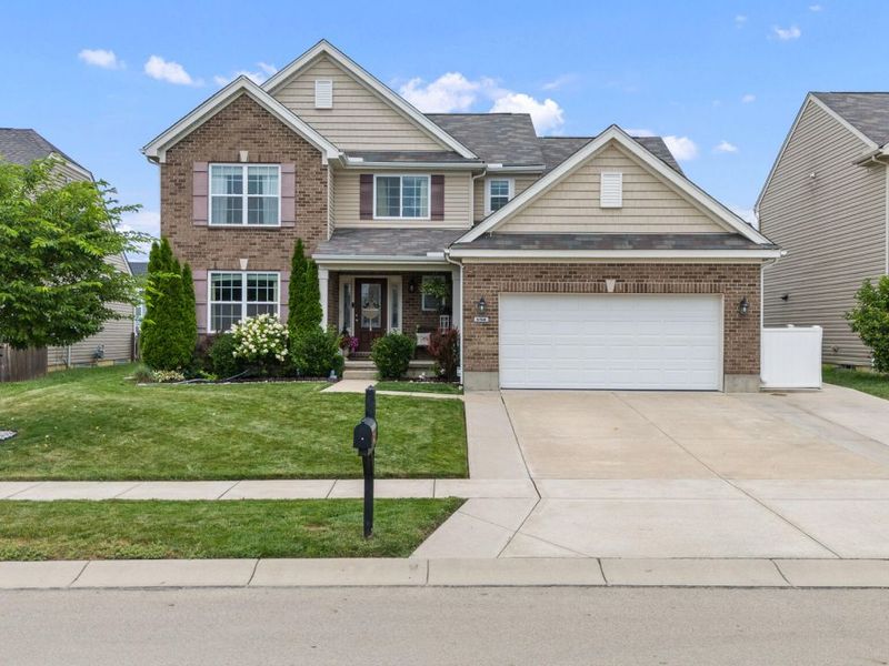 4146 Spicebush Drive, Tipp City, OH 45371 Photo 2