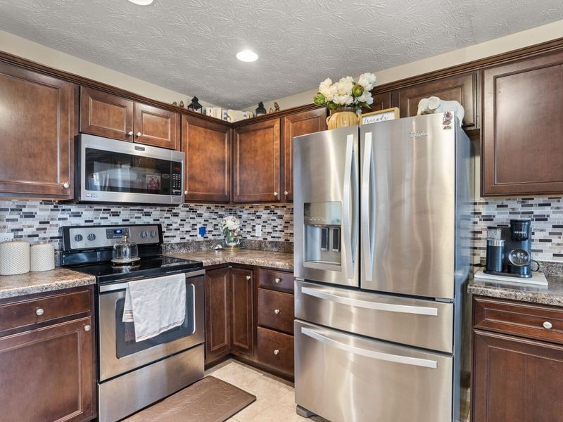 4146 Spicebush Drive, Tipp City, OH 45371 Photo 23