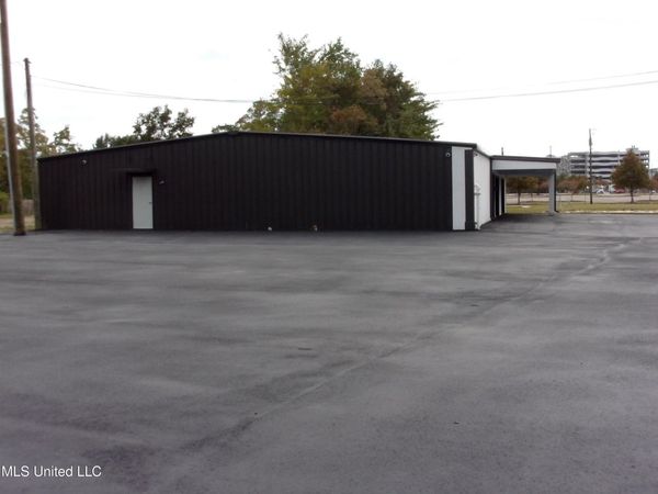 10096 Gorenflo Road, D'Iberville, MS 39540