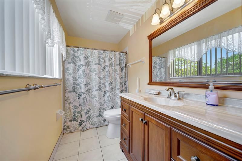 3461 NW 44th Street, Unit 206, Lauderdale Lakes, FL 33309 Photo