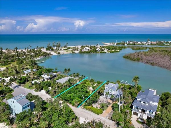 2563 Coconut DR, SANIBEL, FL 33957